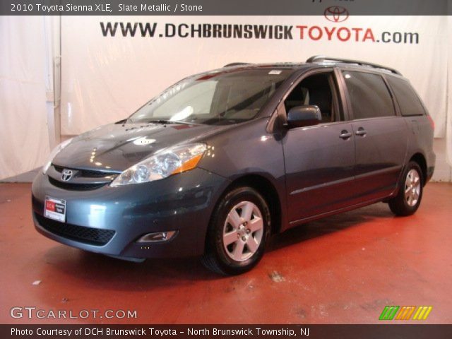 2010 Toyota Sienna XLE in Slate Metallic