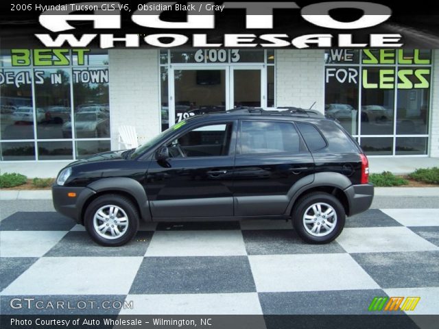 2006 Hyundai Tucson GLS V6 in Obsidian Black