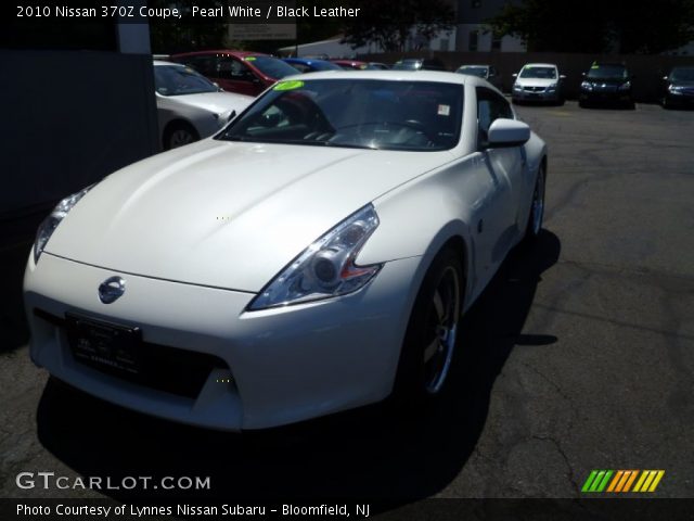 2010 Nissan 370Z Coupe in Pearl White