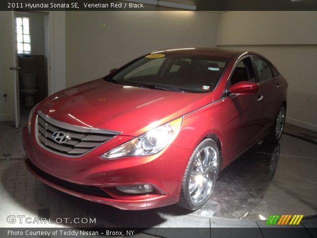 2011 Hyundai Sonata SE in Venetian Red
