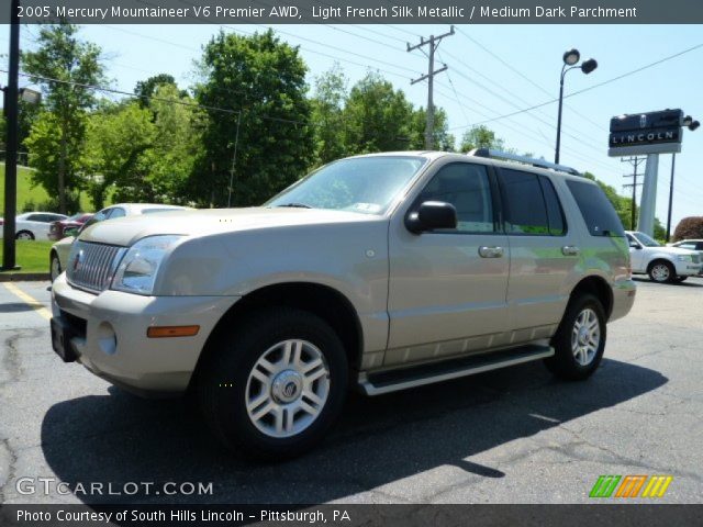 2005 Mercury Mountaineer V6 Premier AWD in Light French Silk Metallic