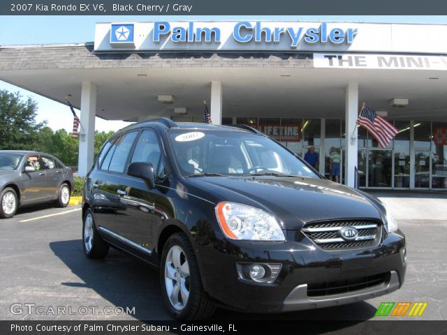2007 Kia Rondo EX V6 in Black Cherry