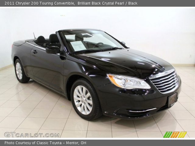 2011 Chrysler 200 Touring Convertible in Brilliant Black Crystal Pearl
