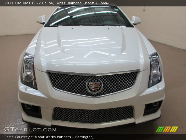 2011 Cadillac CTS -V Coupe in White Diamond Tricoat