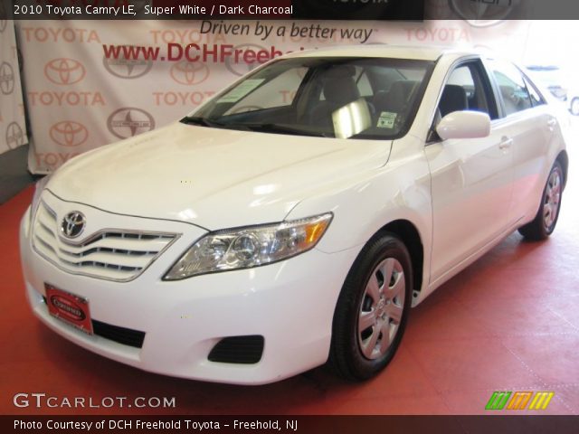 2010 Toyota Camry LE in Super White