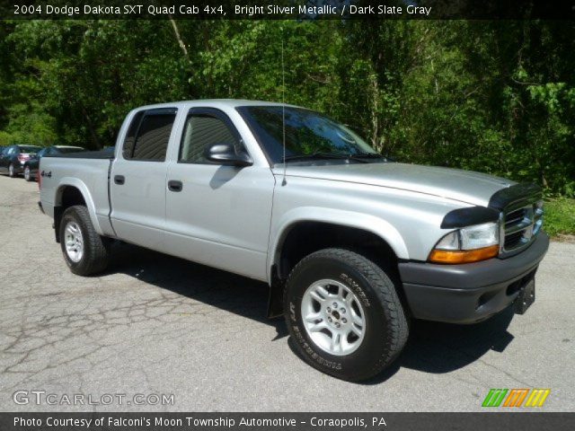 2004 Dodge Dakota SXT Quad Cab 4x4 in Bright Silver Metallic