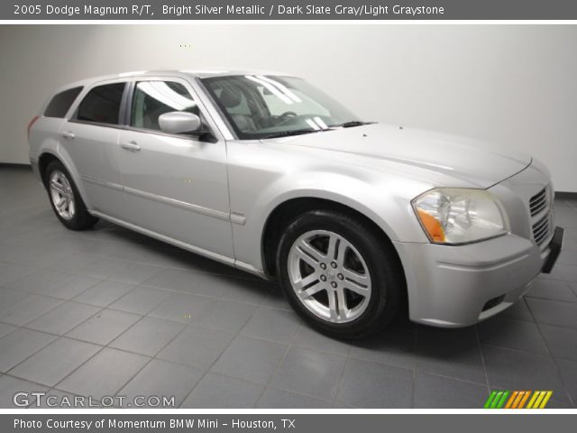 2005 Dodge Magnum R/T in Bright Silver Metallic