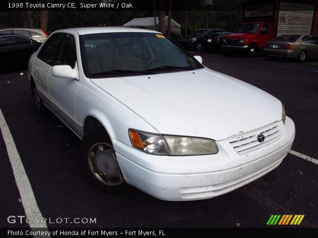 1998 Toyota Camry CE in Super White