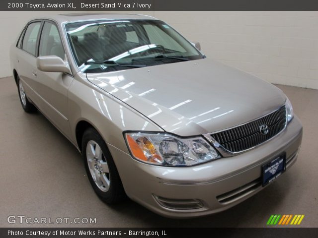 2000 Toyota Avalon XL in Desert Sand Mica