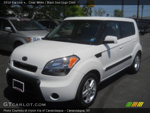 2010 Kia Soul + in Clear White
