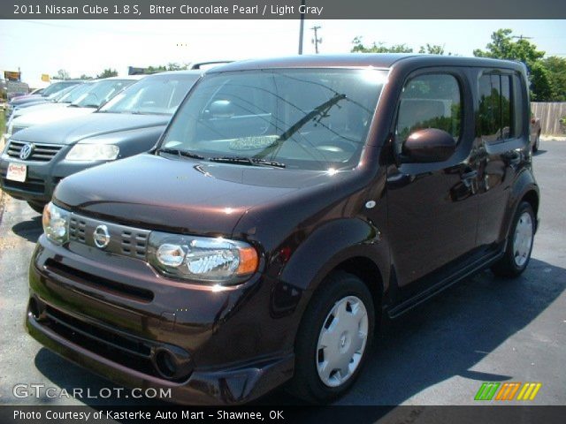 2011 Nissan Cube 1.8 S in Bitter Chocolate Pearl