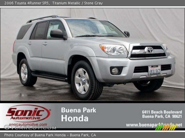2006 Toyota 4Runner SR5 in Titanium Metallic