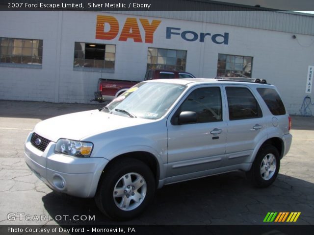 2007 Ford Escape Limited in Silver Metallic