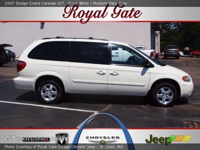 2007 Dodge Grand Caravan SXT in Stone White
