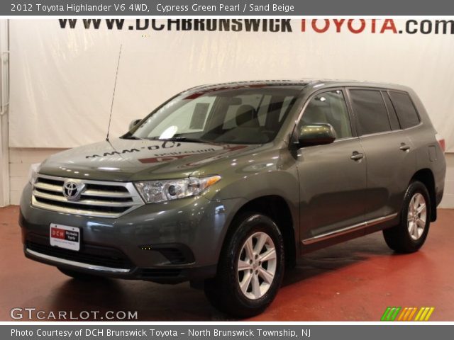 2012 Toyota Highlander V6 4WD in Cypress Green Pearl