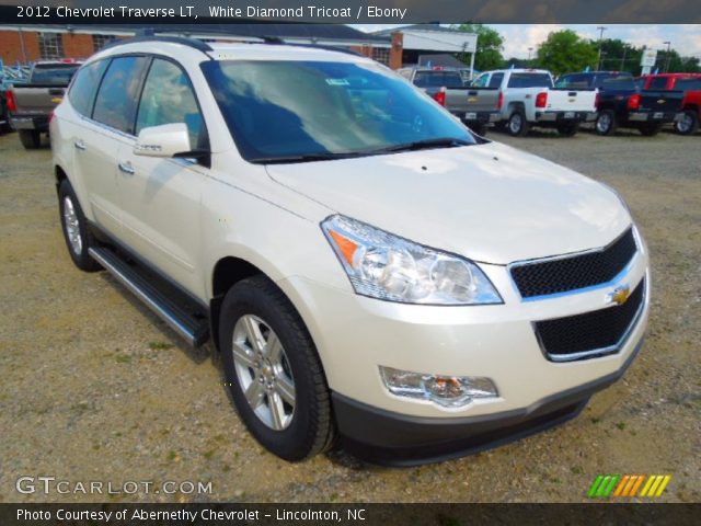 2012 Chevrolet Traverse LT in White Diamond Tricoat