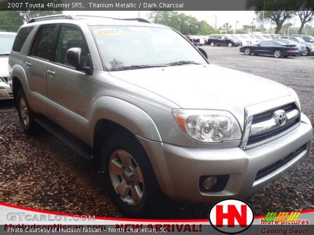 2007 Toyota 4Runner SR5 in Titanium Metallic