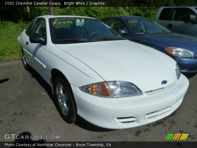 2002 Chevrolet Cavalier Coupe in Bright White