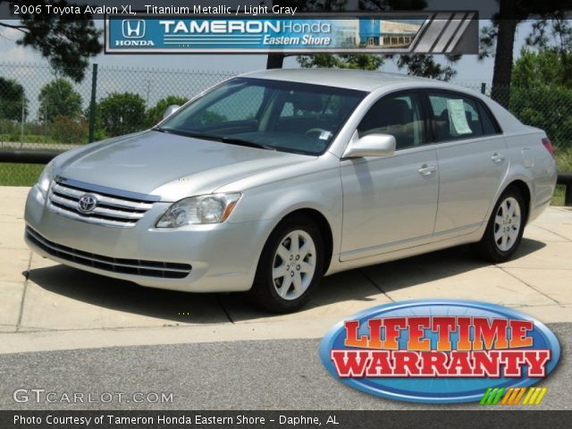 2006 Toyota Avalon XL in Titanium Metallic