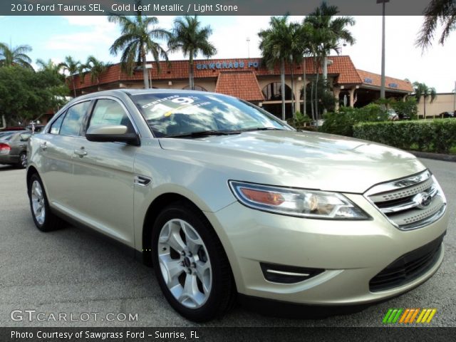 2010 Ford Taurus SEL in Gold Leaf Metallic
