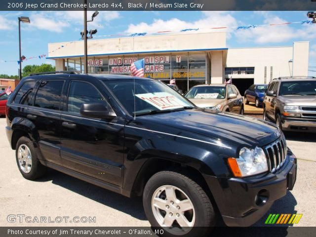 2006 Jeep Grand Cherokee Laredo 4x4 in Black