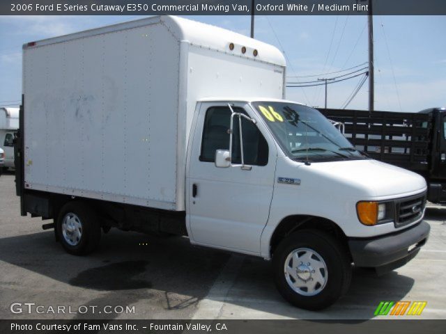 2006 Ford E Series Cutaway E350 Commercial Moving Van in Oxford White