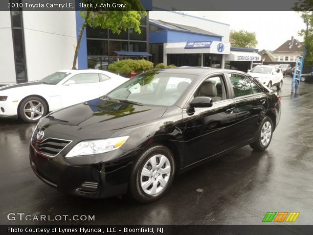 2010 Toyota Camry LE in Black