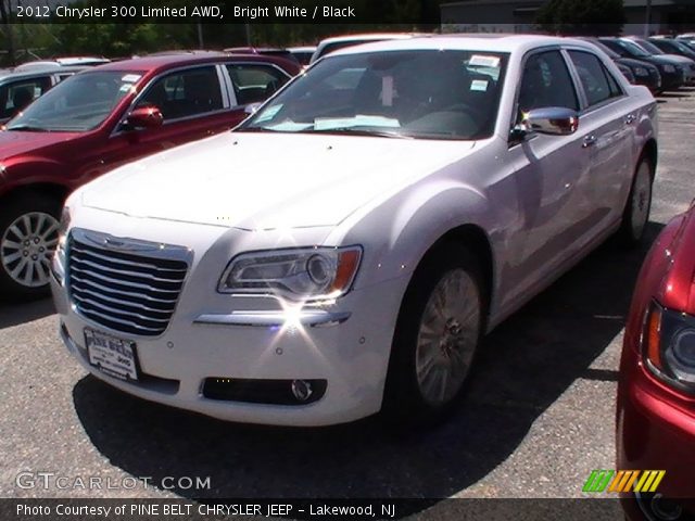 2012 Chrysler 300 Limited AWD in Bright White