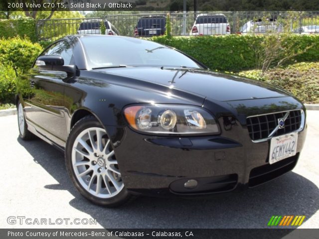 2008 Volvo C70 T5 in Solid Black