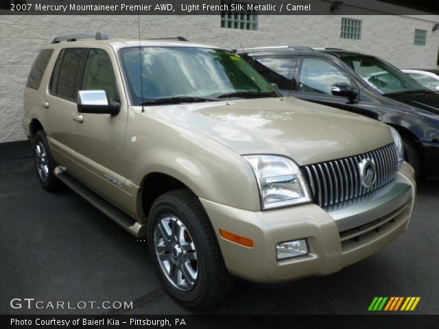 2007 Mercury Mountaineer Premier AWD in Light French Silk Metallic