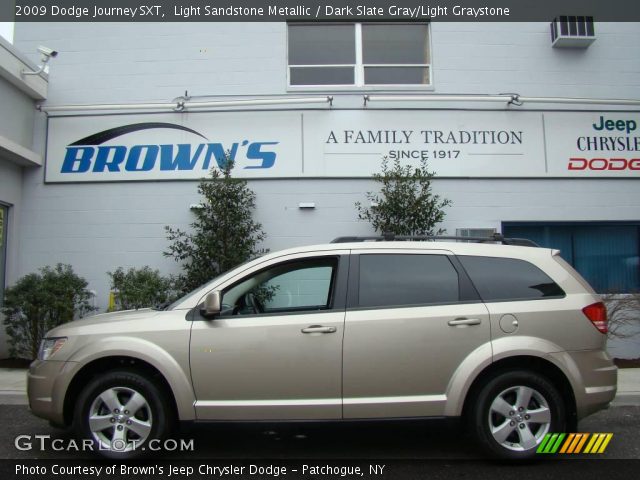 2009 Dodge Journey SXT in Light Sandstone Metallic