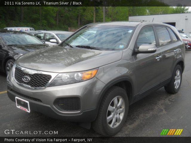 2011 Kia Sorento LX in Titanium Silver