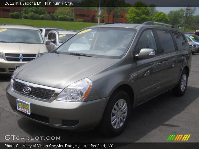 2012 Kia Sedona LX in Platinum