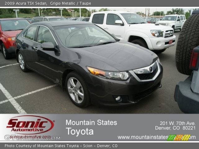 2009 Acura TSX Sedan in Grigio Metallic