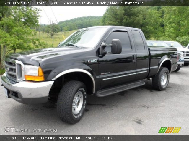 2000 Ford F250 Super Duty XLT Extended Cab 4x4 in Black