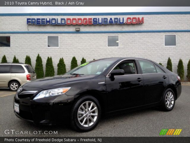 2010 Toyota Camry Hybrid in Black