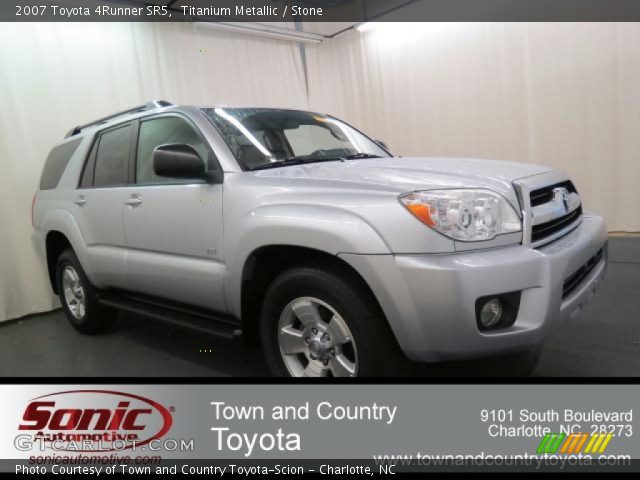 2007 Toyota 4Runner SR5 in Titanium Metallic