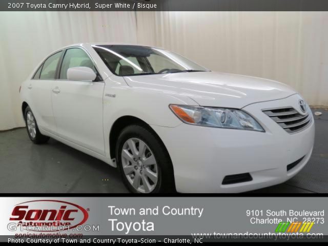 2007 Toyota Camry Hybrid in Super White