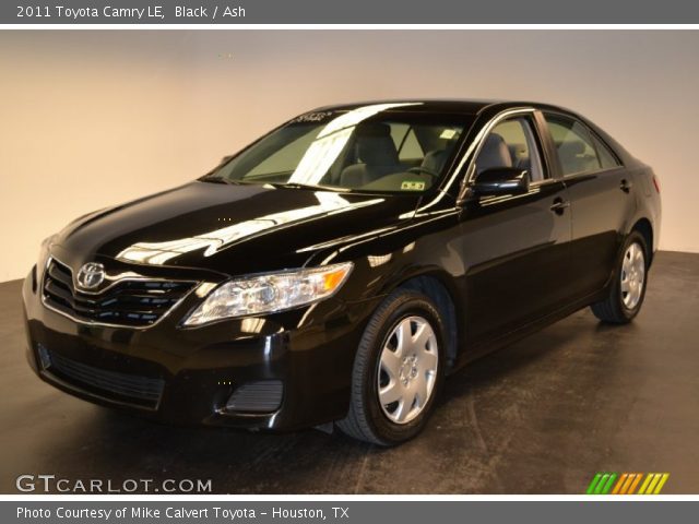 2011 Toyota Camry LE in Black