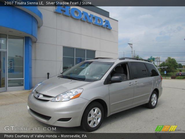 2007 Toyota Sienna LE in Silver Shadow Pearl