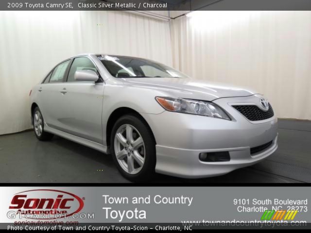 2009 Toyota Camry SE in Classic Silver Metallic