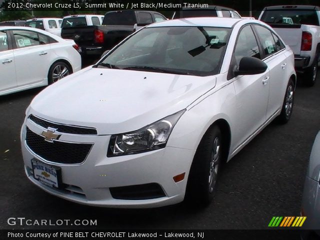 2012 Chevrolet Cruze LS in Summit White