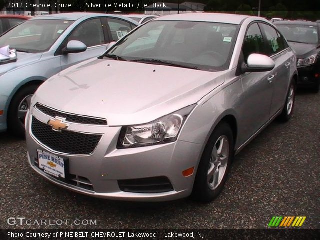 2012 Chevrolet Cruze LT in Silver Ice Metallic