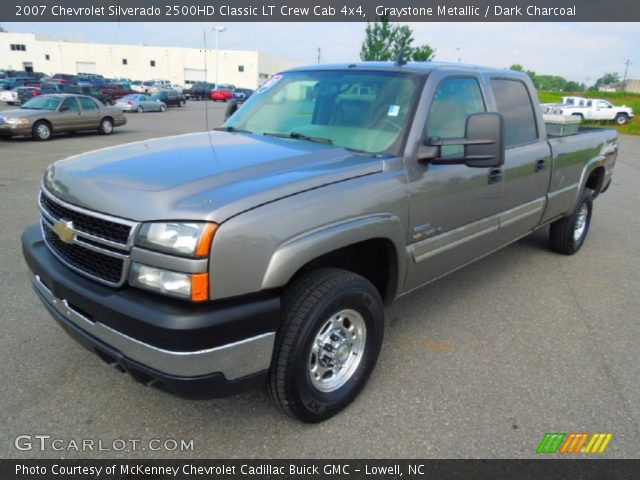 2007 Chevrolet Silverado 2500HD Classic LT Crew Cab 4x4 in Graystone Metallic