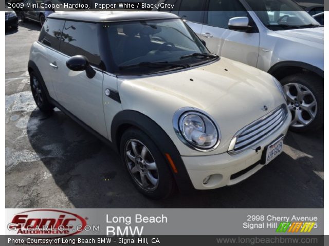 2009 Mini Cooper Hardtop in Pepper White