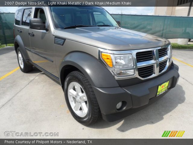 2007 Dodge Nitro SXT in Light Khaki Metallic
