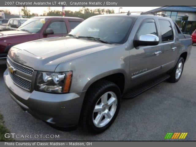 2007 Chevrolet Avalanche LT 4WD in Graystone Metallic