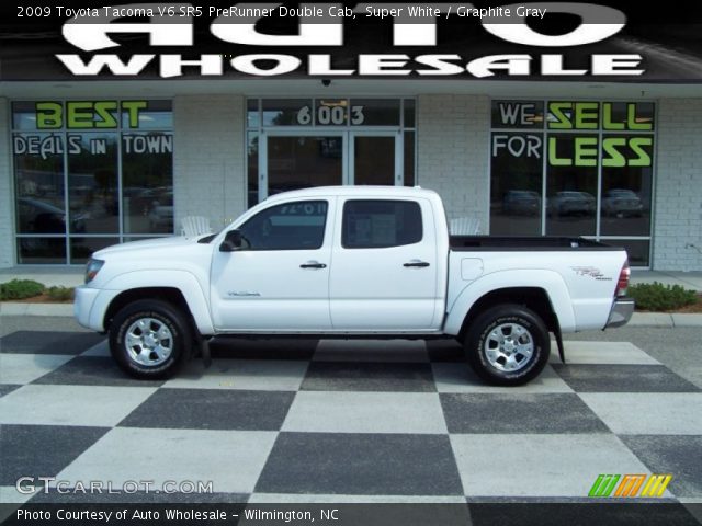 2009 Toyota Tacoma V6 SR5 PreRunner Double Cab in Super White