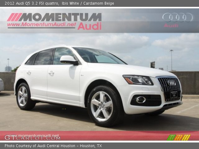 2012 Audi Q5 3.2 FSI quattro in Ibis White