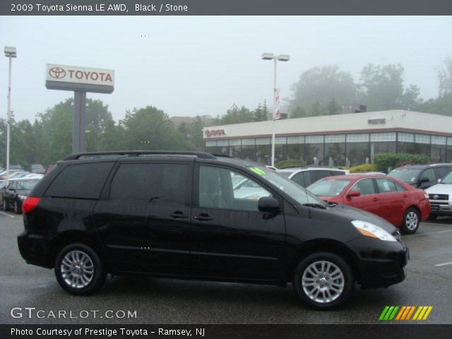 2009 Toyota Sienna LE AWD in Black